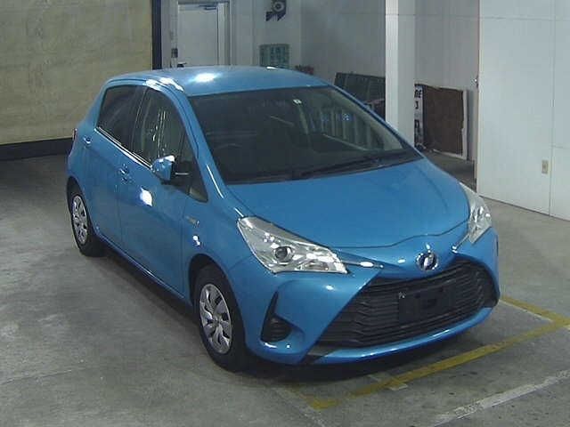 Toyota vitz hybrid